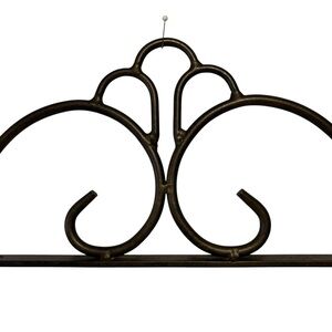 Metal Scrollwork 29” Decor Victorian Country